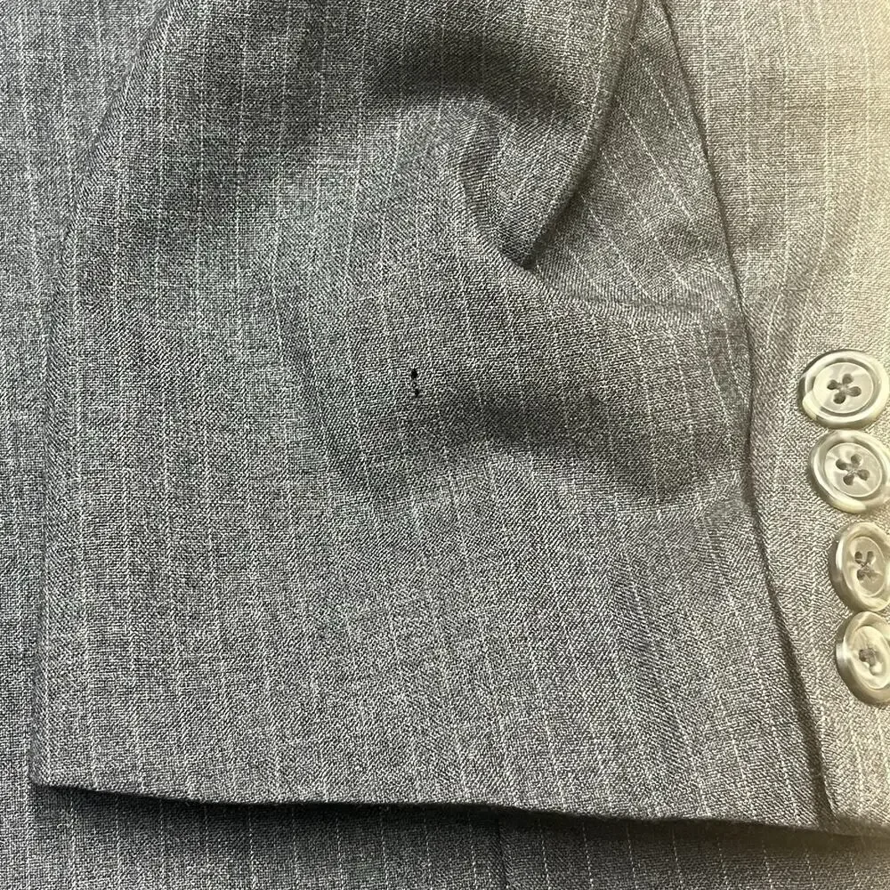 Brooks Brothers 346 Mens Dark Gray Pinstripe Wool Suit Jacket Sport Coat 44L